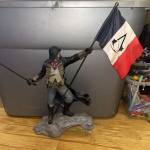 Assassins Creed Unity Limited Edition 16" Tall Arno Dorian Statue